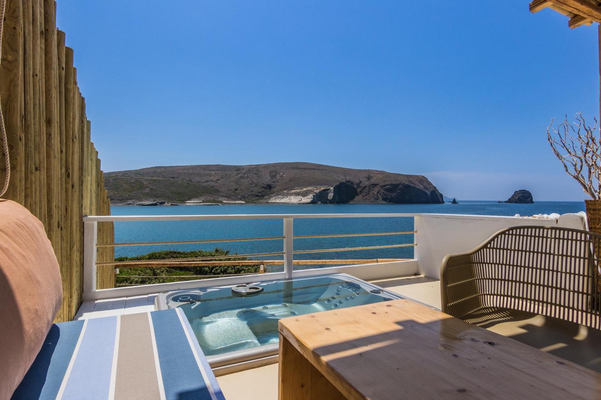 Salt Suites Milos Pollonia Exterior foto