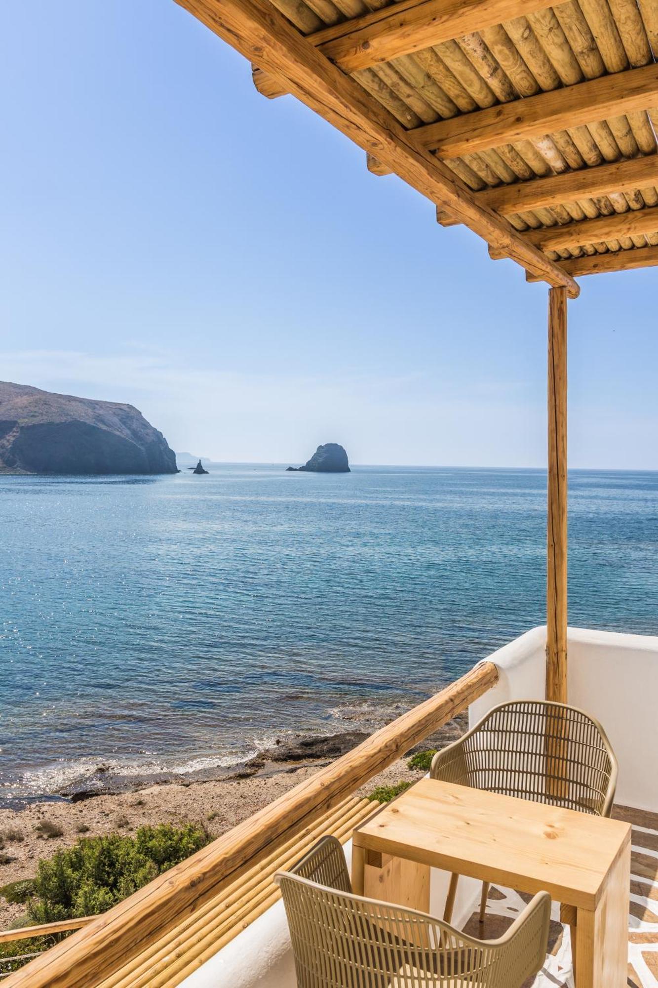 Salt Suites Milos Pollonia Exterior foto