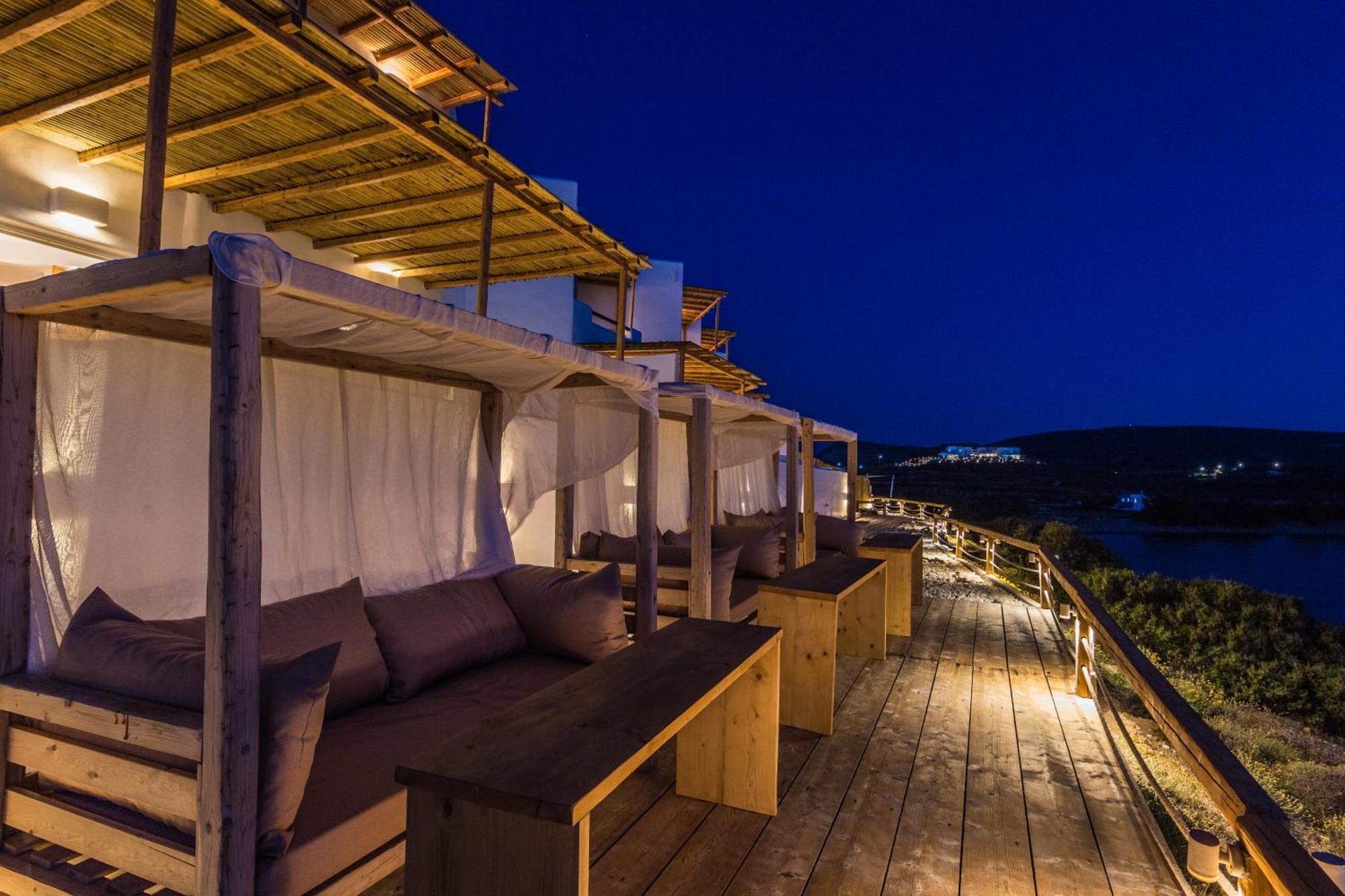 Salt Suites Milos Pollonia Exterior foto